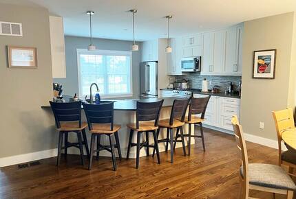 Modern Beach House on Cape Cod - Hyannis, Massachusetts