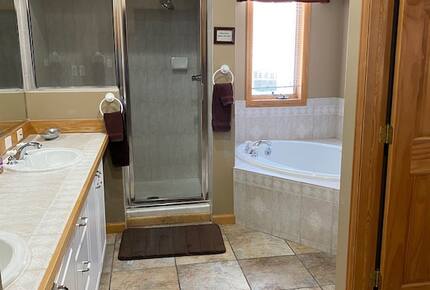 Walk to Lionshead + Mountain Views - Vail, Colorado