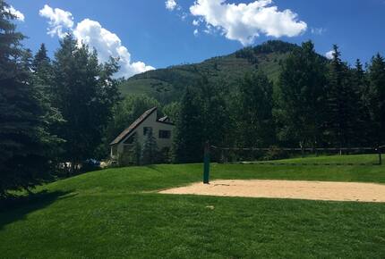 Walk to Lionshead + Mountain Views - Vail, Colorado