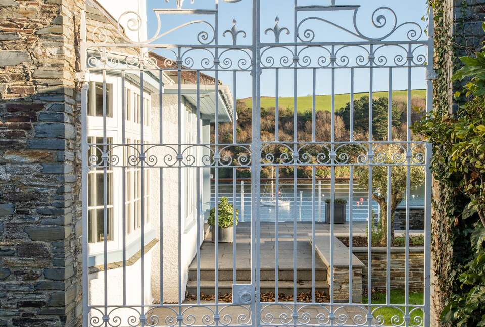 St. Mawes (R) - St Mawes, United Kingdom