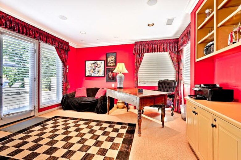 LA JOLLA 4-Bedroom Home, Private Tennis Court Pool and Jacuzzi - La Jolla, California