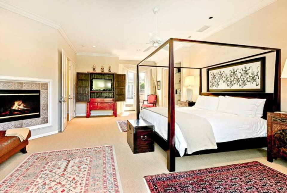 LA JOLLA 4-Bedroom Home, Private Tennis Court Pool and Jacuzzi - La Jolla, California