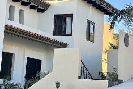 Salt on the Rim on Nicklaus Golf Course - San José del Cabo, Mexico