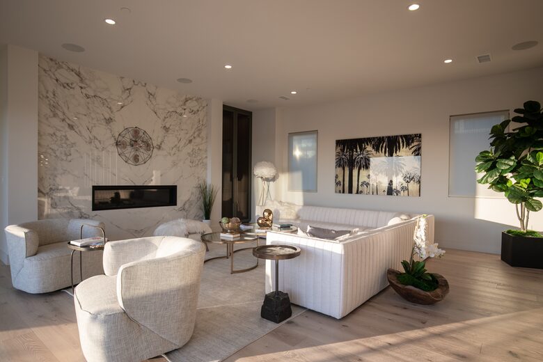 Urban Beach Ultimate Luxury - Newport Beach, California