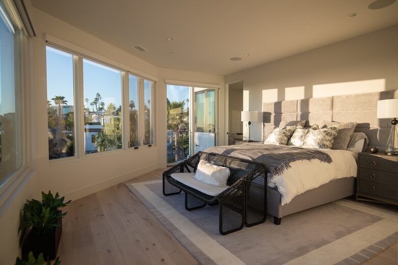 Urban Beach Ultimate Luxury - Newport Beach, California