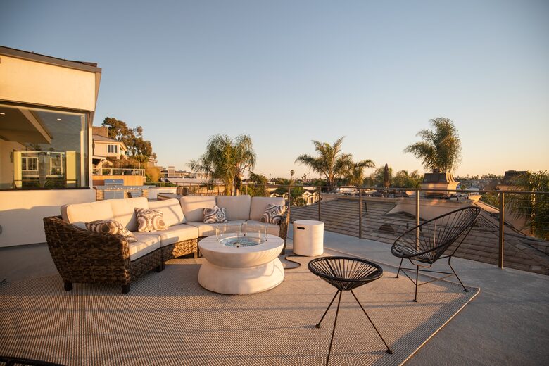 Urban Beach Ultimate Luxury - Newport Beach, California