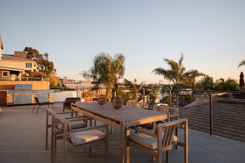 Urban Beach Ultimate Luxury - Newport Beach, California