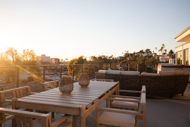 Urban Beach Ultimate Luxury - Newport Beach, California