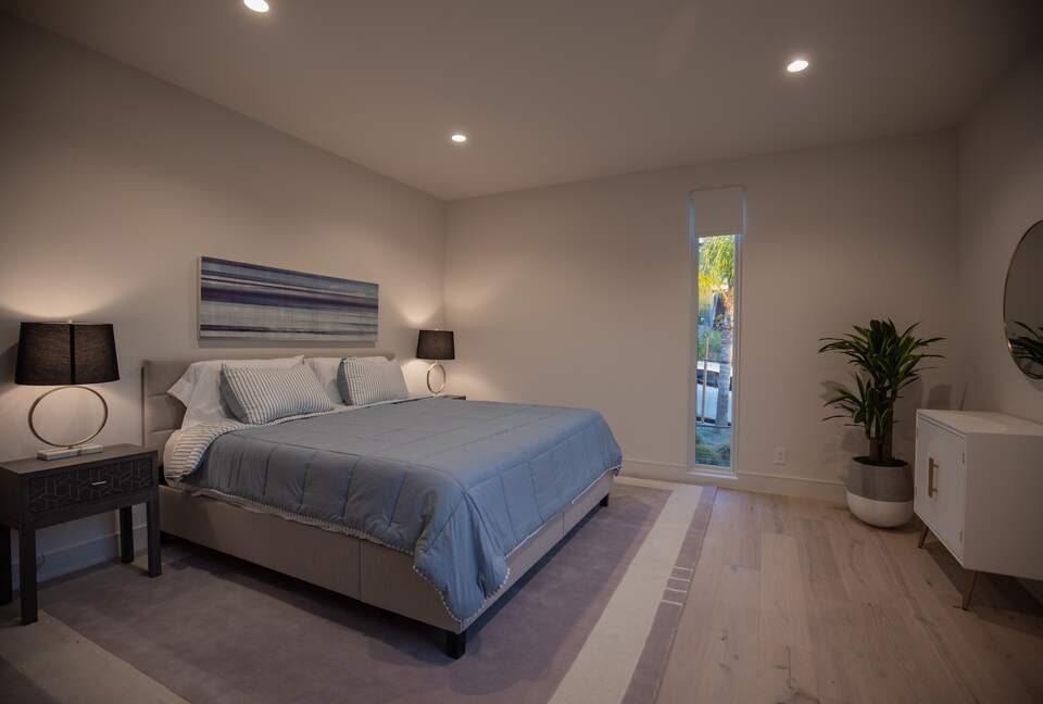 Urban Beach Ultimate Luxury - Newport Beach, California