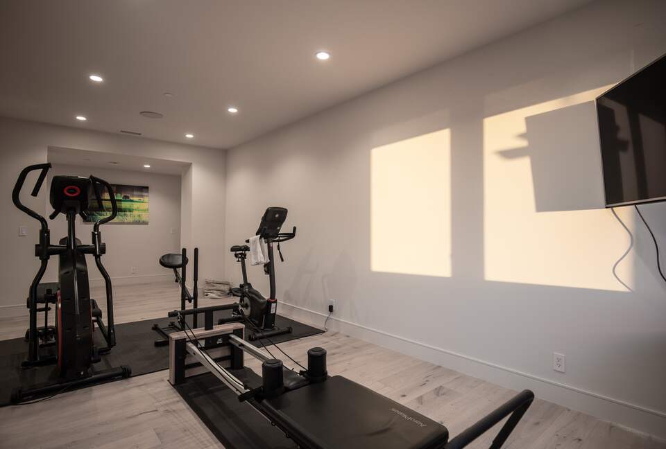 Urban Beach Ultimate Luxury - Newport Beach, California