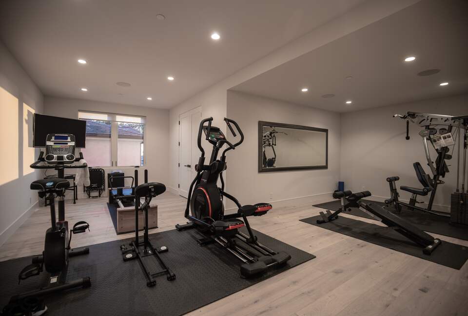 Urban Beach Ultimate Luxury - Newport Beach, California