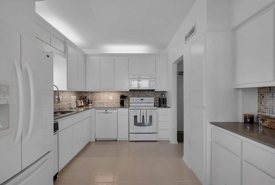 Penthouse With Ocean Views and Private Beach Access - Destin, Florida