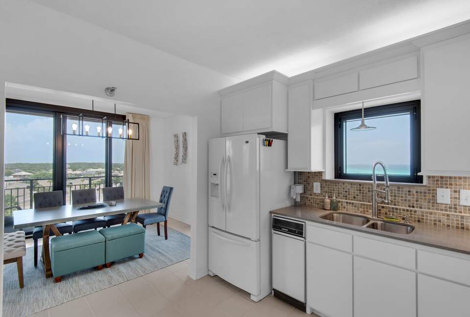 Penthouse With Ocean Views and Private Beach Access - Destin, Florida