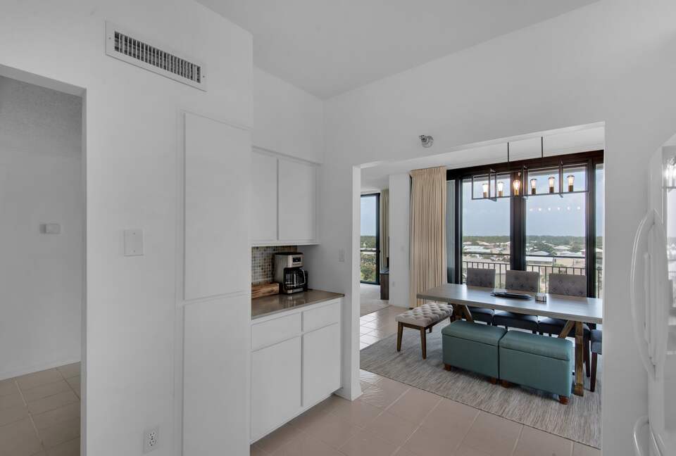 Penthouse With Ocean Views and Private Beach Access - Destin, Florida
