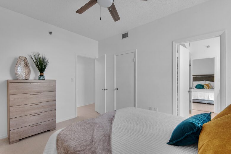 Penthouse With Ocean Views and Private Beach Access - Destin, Florida