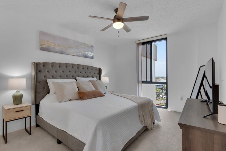 Penthouse With Ocean Views and Private Beach Access - Destin, Florida