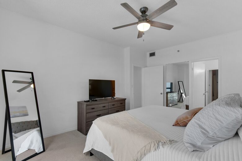 Penthouse With Ocean Views and Private Beach Access - Destin, Florida