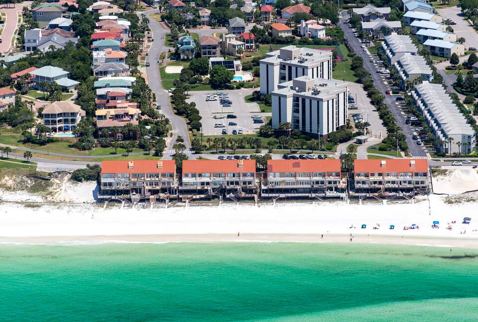 Penthouse With Ocean Views and Private Beach Access - Destin, Florida