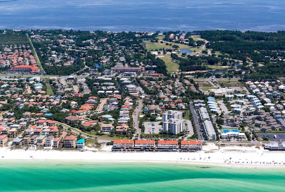 Penthouse With Ocean Views and Private Beach Access - Destin, Florida