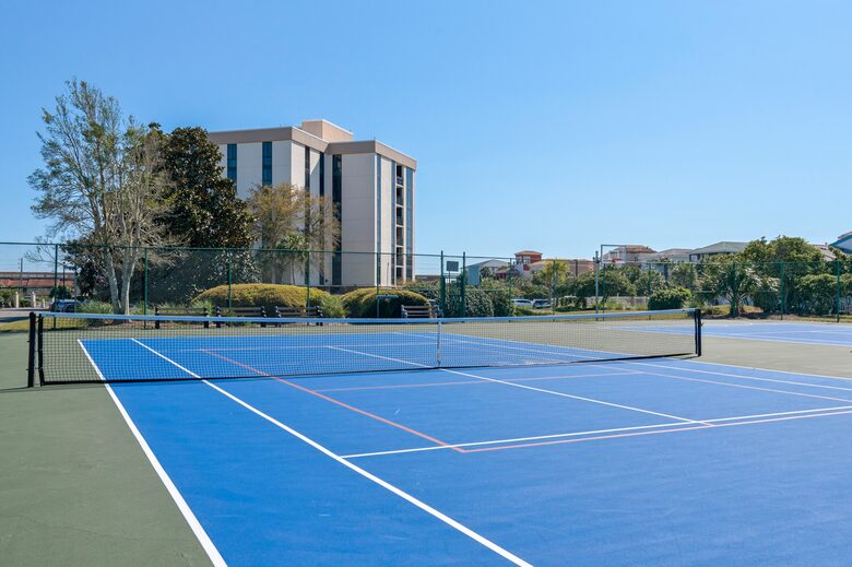 Penthouse With Ocean Views and Private Beach Access - Destin, Florida