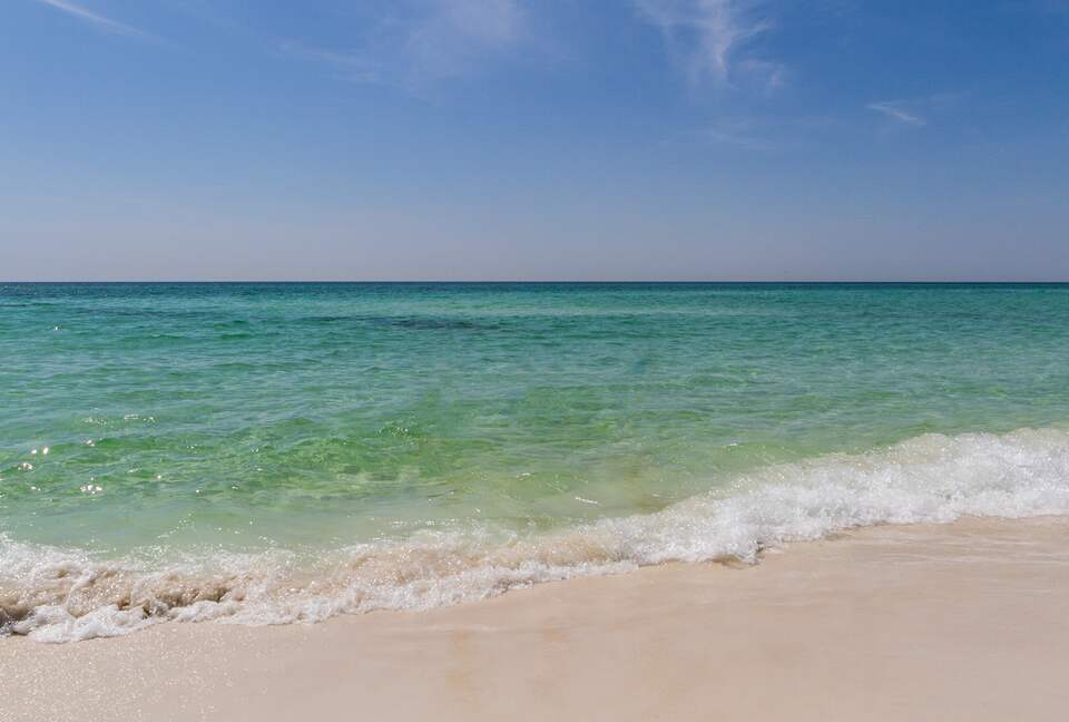 Penthouse With Ocean Views and Private Beach Access - Destin, Florida