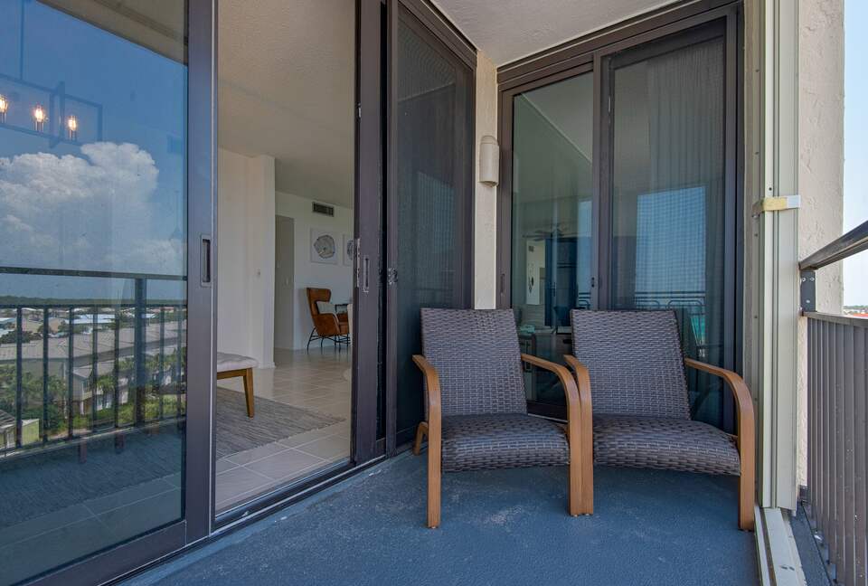 Penthouse With Ocean Views and Private Beach Access - Destin, Florida