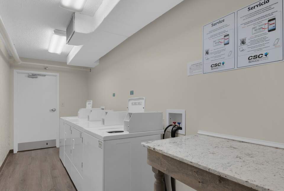 Penthouse With Ocean Views and Private Beach Access - Destin, Florida