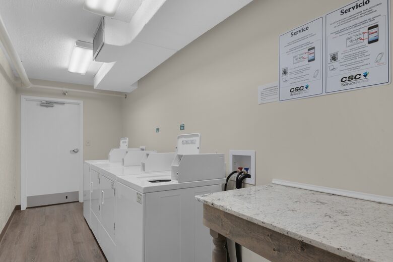 Penthouse With Ocean Views and Private Beach Access - Destin, Florida