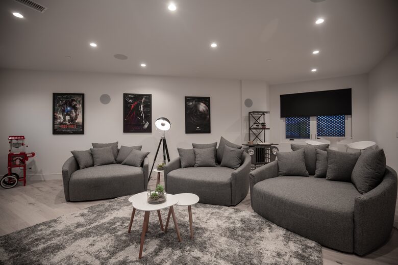 Urban Beach Ultimate Luxury - Newport Beach, California