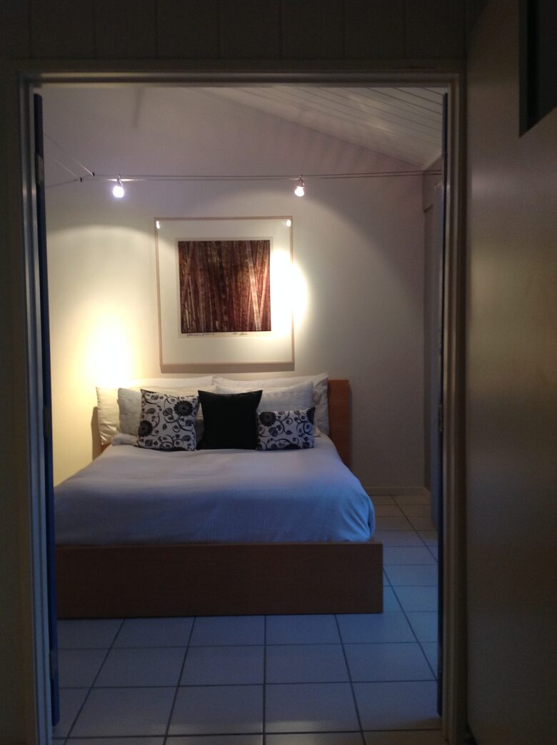 Beachfront MidCentury Modern Flat - Sarasota, Florida