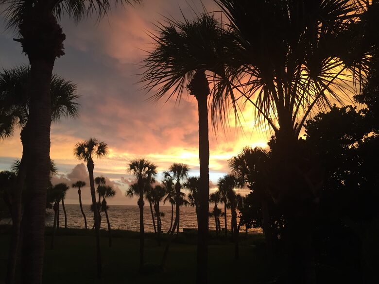 Beachfront MidCentury Modern Flat - Sarasota, Florida