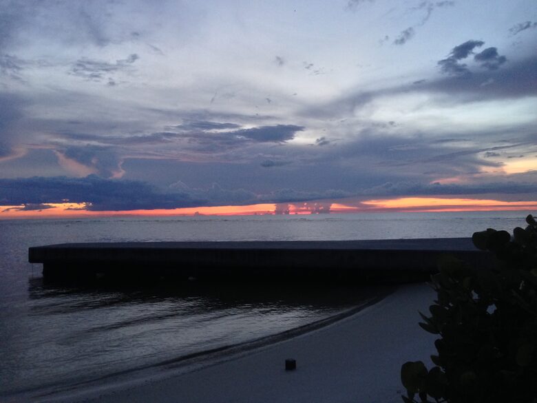 Beachfront MidCentury Modern Flat - Sarasota, Florida
