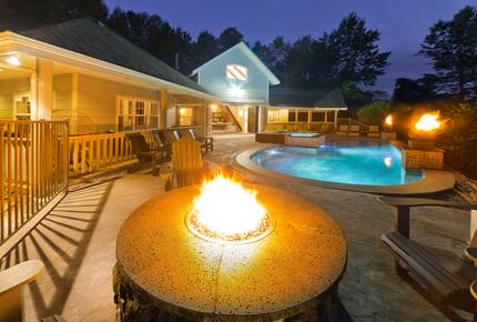 Magical Hawaiian Cloud Forest Estate - Kailua, Hawaii