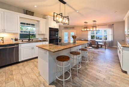 Magical Hawaiian Cloud Forest Estate - Kailua, Hawaii