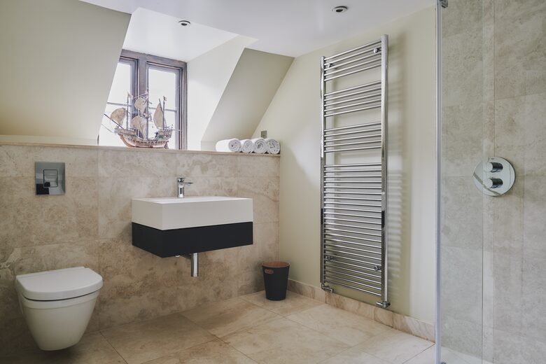 Langley House (R) - Langley Burrell, United Kingdom