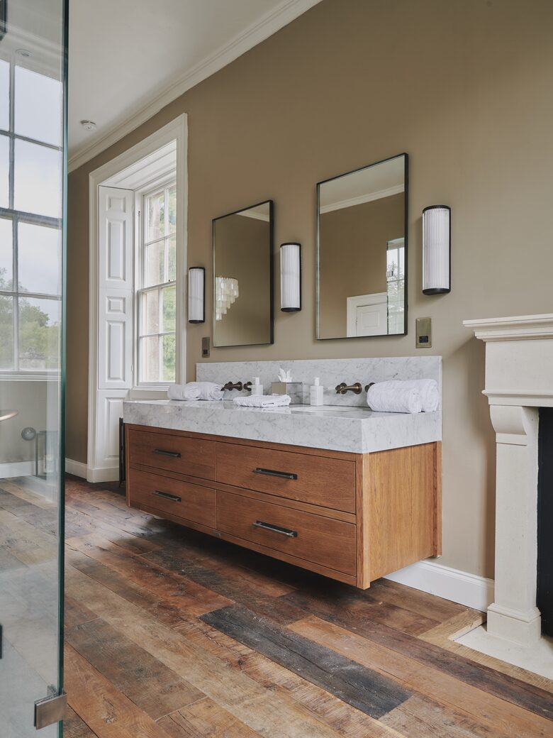 Langley House (R) - Langley Burrell, United Kingdom