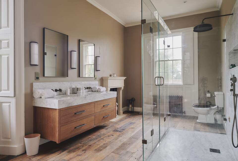 Langley House (R) - Langley Burrell, United Kingdom