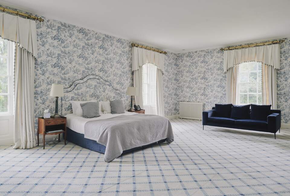 Langley House (R) - Langley Burrell, United Kingdom