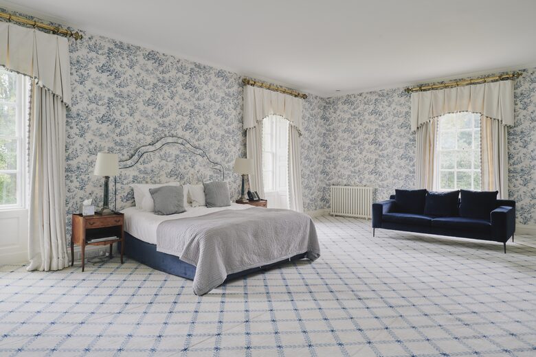 Langley House (R) - Langley Burrell, United Kingdom