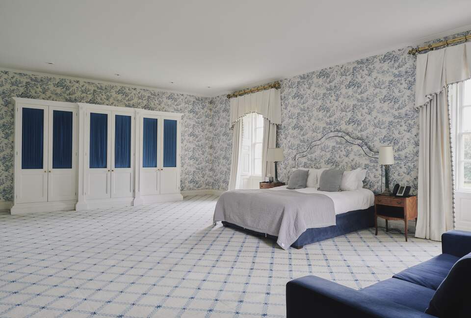 Langley House (R) - Langley Burrell, United Kingdom