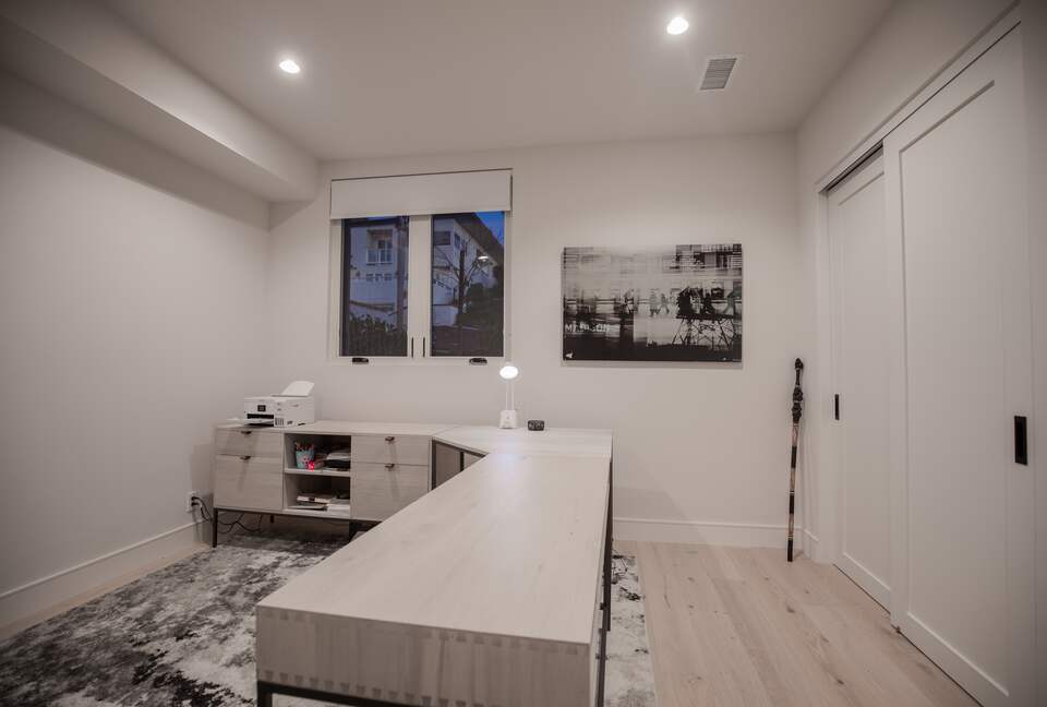 Urban Beach Ultimate Luxury - Newport Beach, California