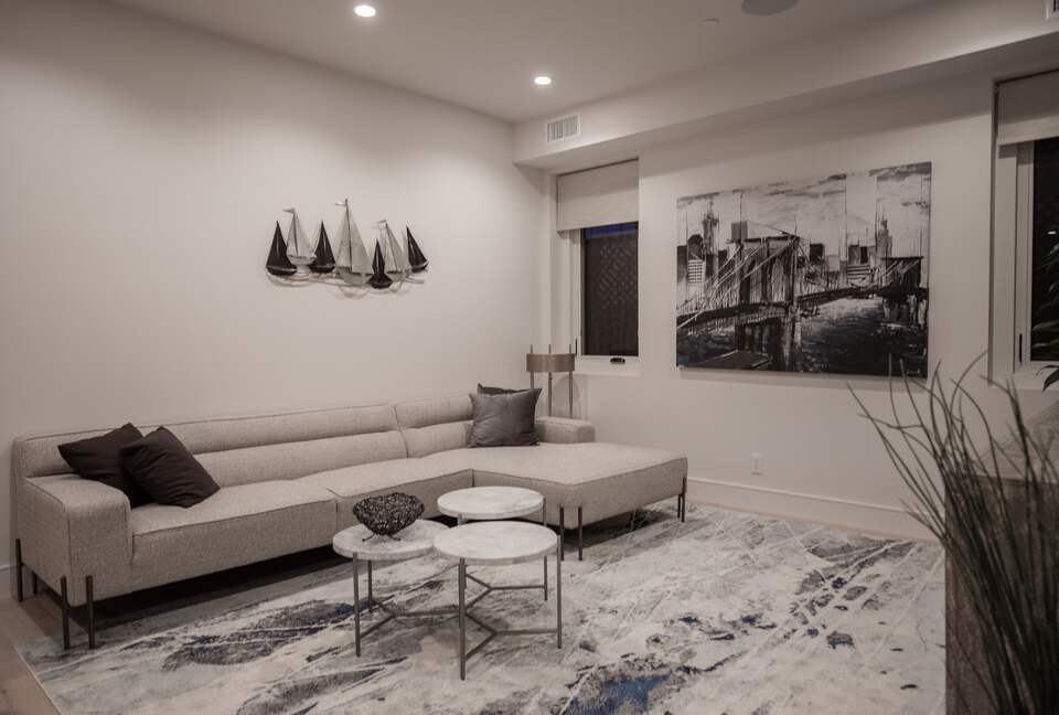 Urban Beach Ultimate Luxury - Newport Beach, California