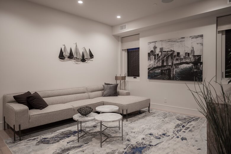 Urban Beach Ultimate Luxury - Newport Beach, California