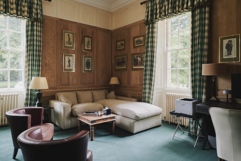 Langley House (R) - Langley Burrell, United Kingdom