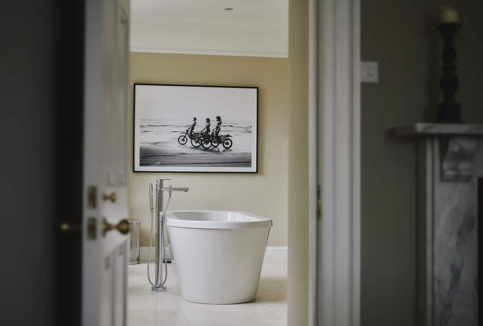 Langley House (R) - Langley Burrell, United Kingdom