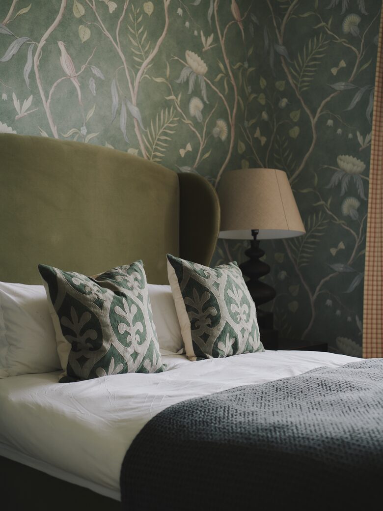 Langley House (R) - Langley Burrell, United Kingdom