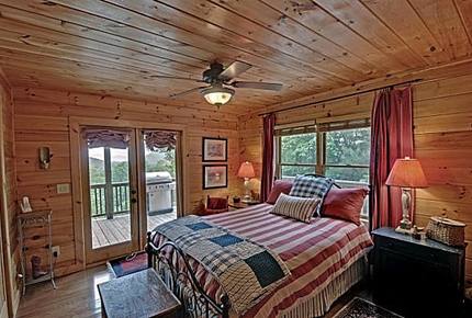 Mountain Getaway -  Above the Clouds - Blue Ridge, Georgia