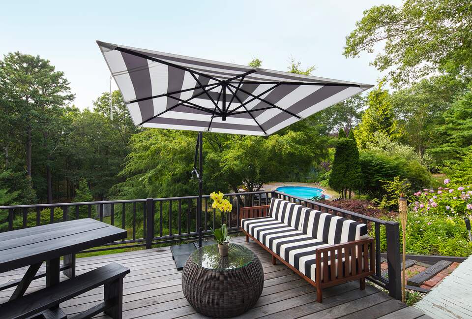 Unique Modern DOME Cottage with a Pool - Hampton Bays, New York