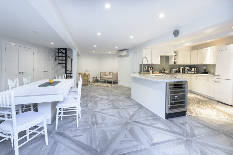 Unique Modern DOME Cottage with a Pool - Hampton Bays, New York