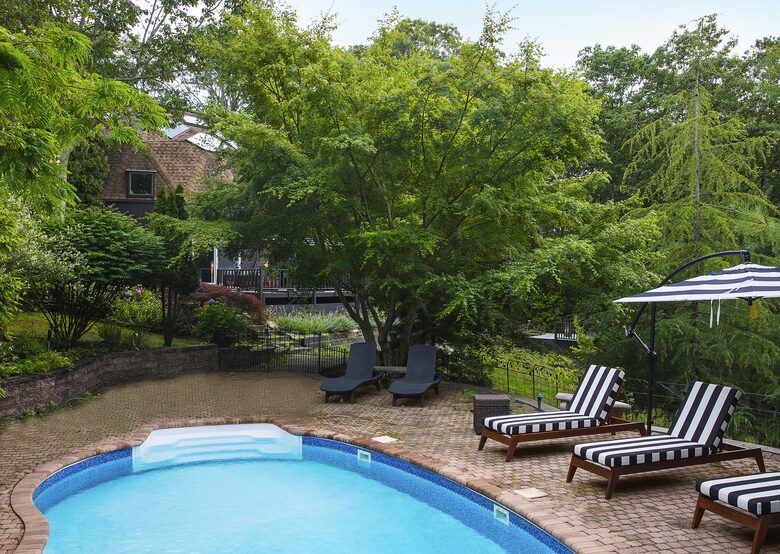 Unique Modern DOME Cottage with a Pool - Hampton Bays, New York